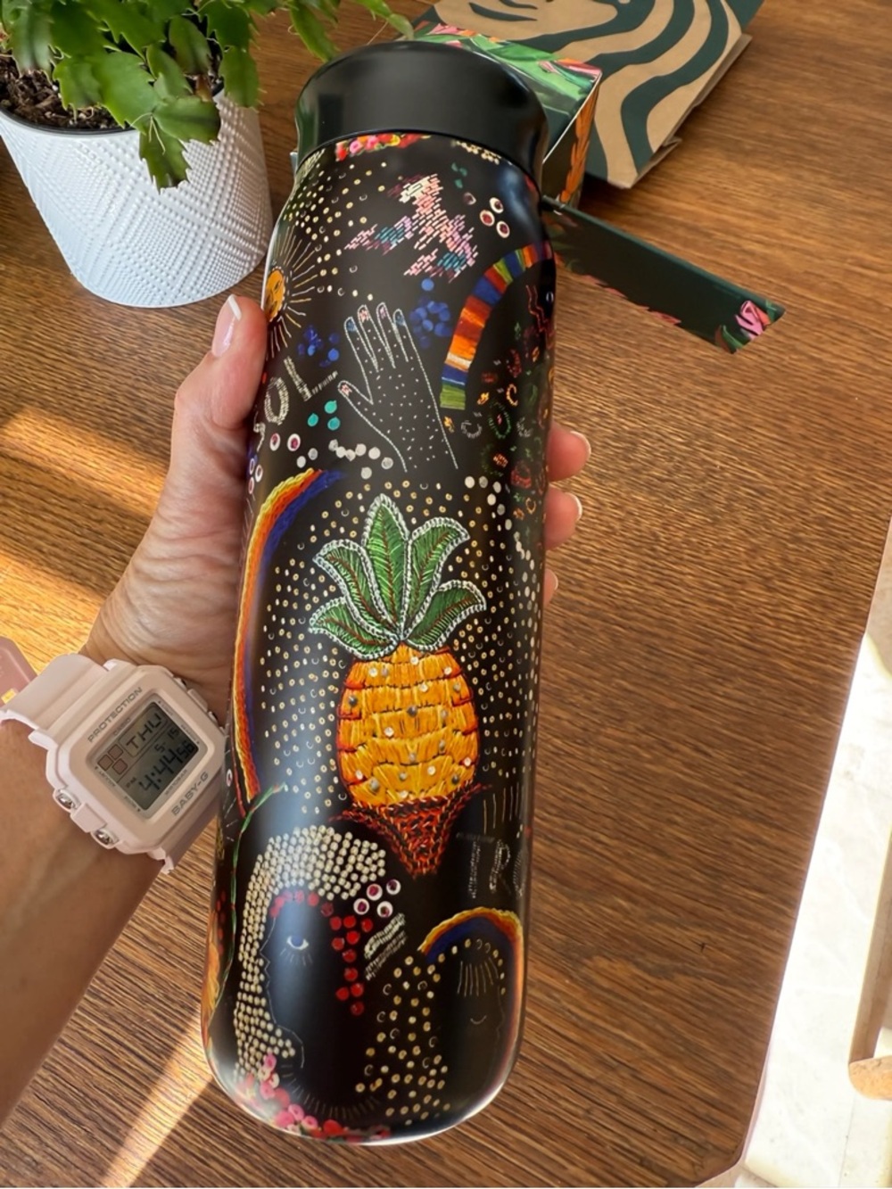 Starbucks Tumbler limited edition Farm Rio Black
Vacuum insulated bottle 20oz